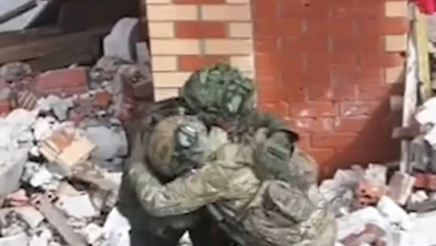 大红鹰网www691111,整治公职人员违规挂证_精英版v2.42